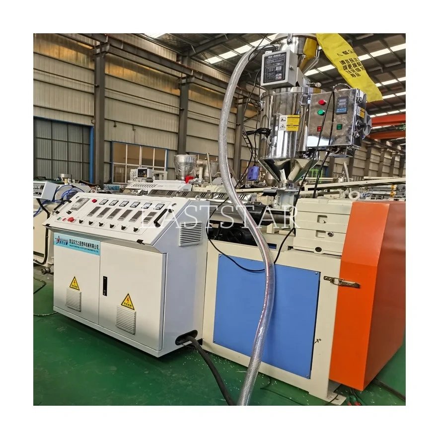 Инновационные технологии стимулируют производство кромок ПВХ, обеспечивая эффективное и точное производство.